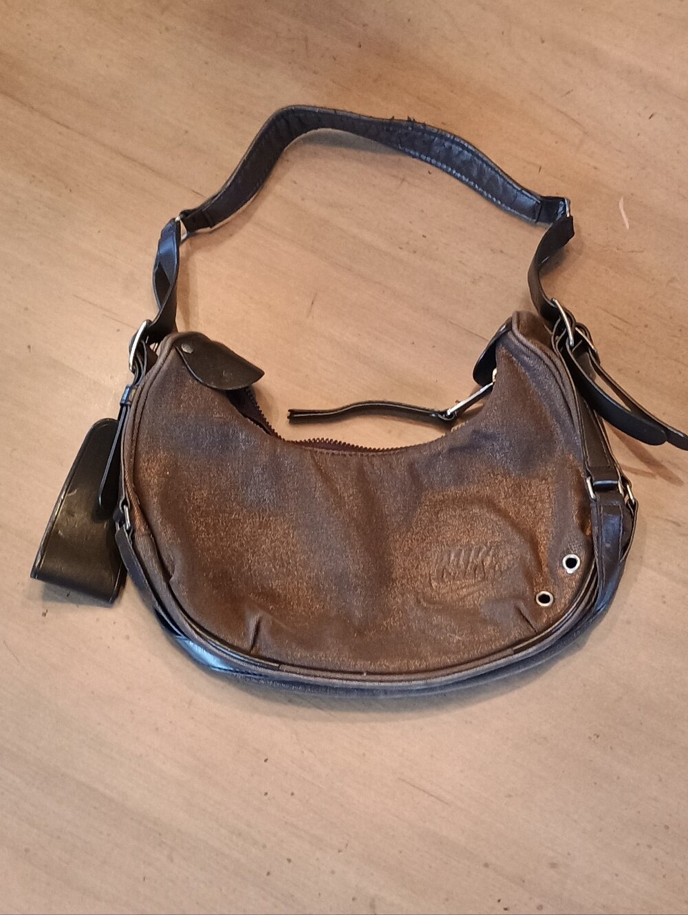 Casual Brown Leather Shoulder Bag with Subtle Logo